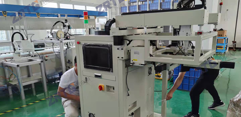 �Զ���˿�����Ӿ���λ�豸